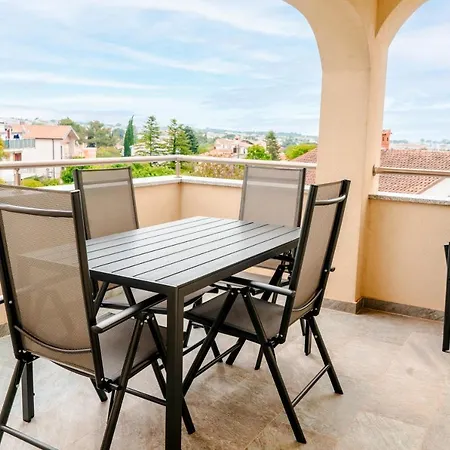 Livi - Luxury Sea View Appartments Medulin