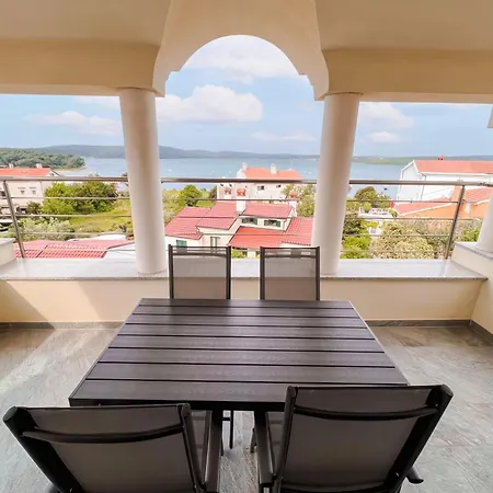 Livi - Luxury Sea View Appartments Apartament *