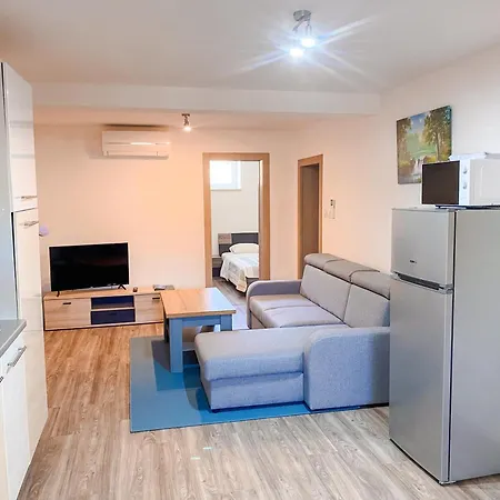 Livi - Luxury Sea View Appartments
