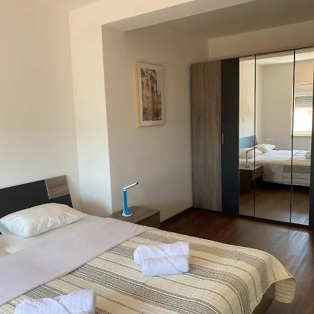 Livi - Luxury Sea View Appartments Apartman *