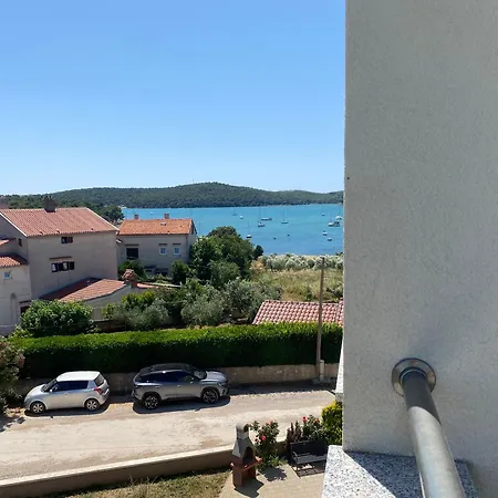 Livi - Luxury Sea View Appartments Apartman